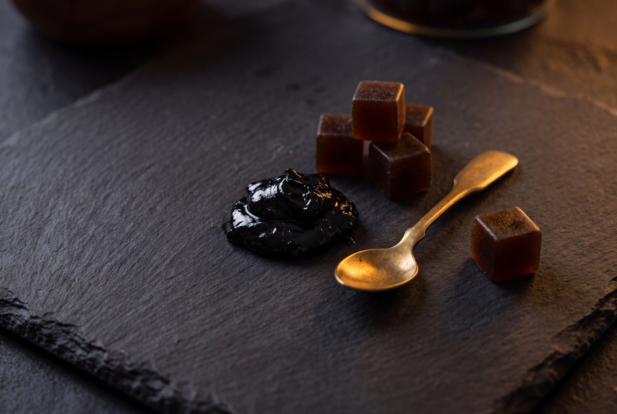 The Complete Shilajit Guide: Benefits, Dosage and How to Take It